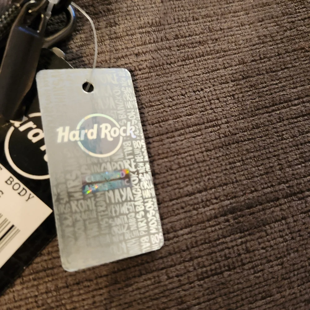 HARD ROCK CAFE CROSSOVER - Picture 4 of 6